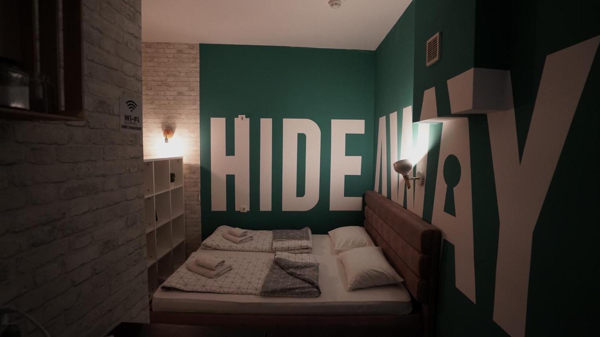 Hideaway Rooms & Apartments サラエヴォ エクステリア 写真
